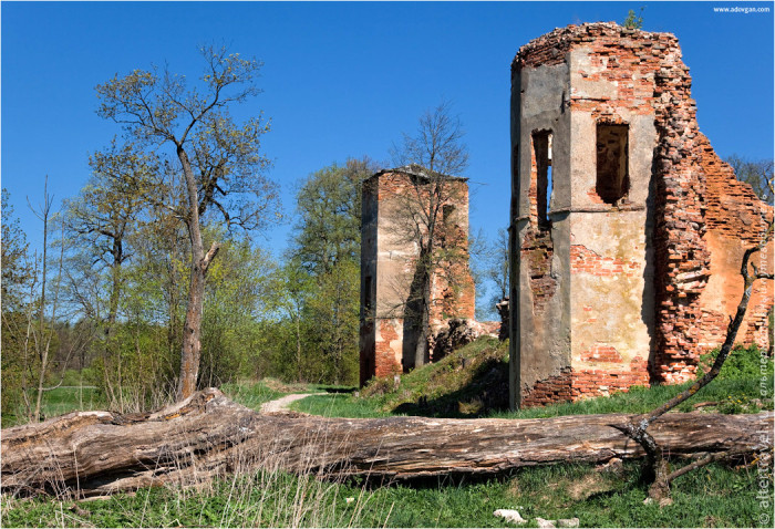 Ruins of Zakka Sapeg. 