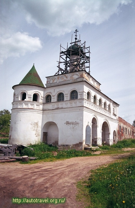 Николаевский Клобуков монастырь