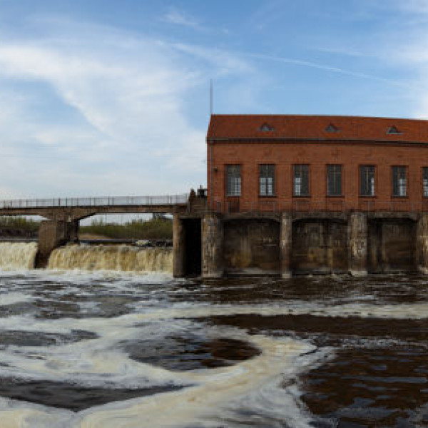 Законсервированная ГЭС в посёлке Курортное