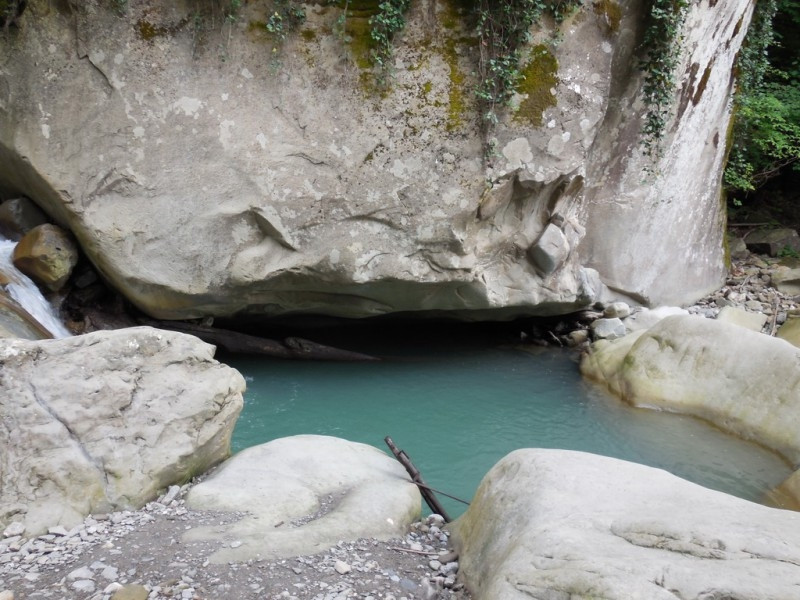 Водопад на реке Псезуапсе