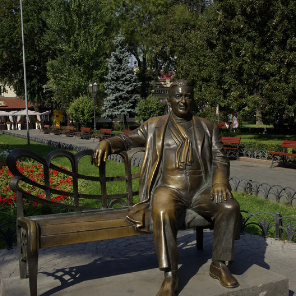 Monument to Utesov