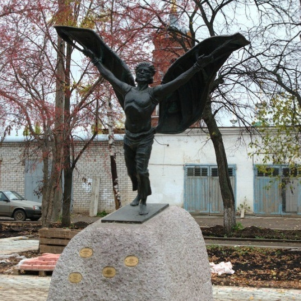 Памятник летуну Никитке