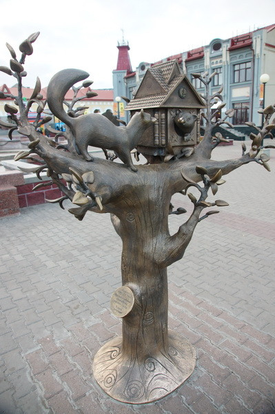 Памятник символу города - кунице