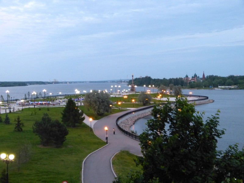 Парк и памятник 1000-летию Ярославля