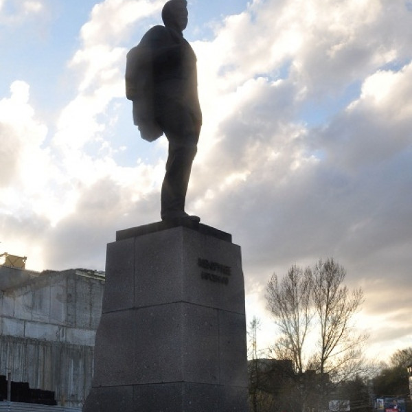 Памятник М.В.Фрунзе