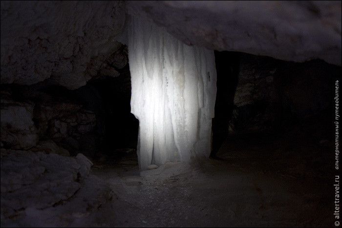 Golubin karst caves