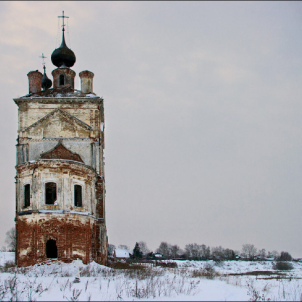Церковь Михаила Архангела в селе Весь