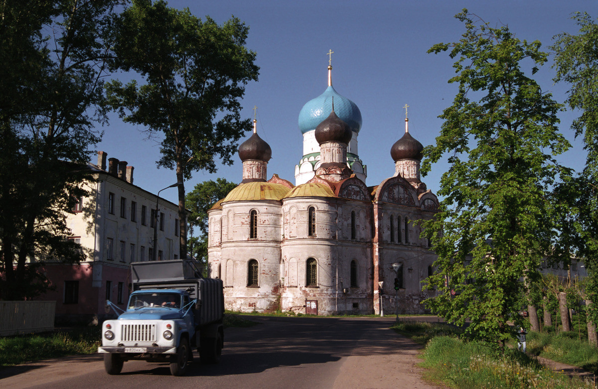 Богоявленский монастырь