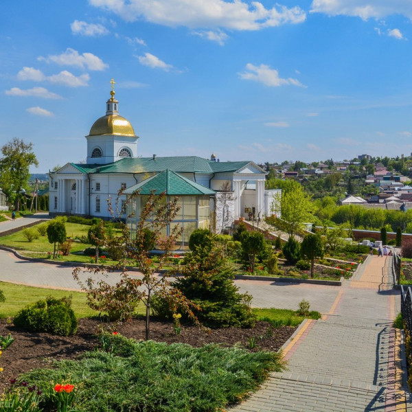 Знаменский монастырь