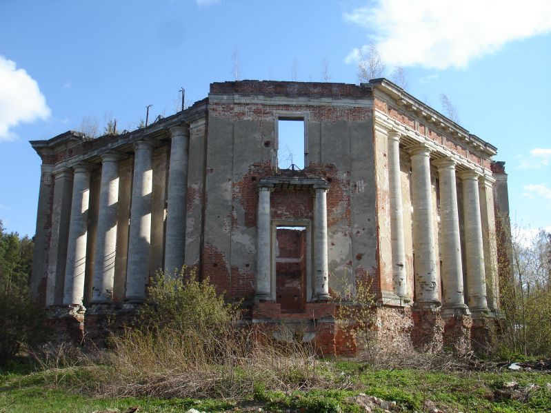 Усадьба Петровское