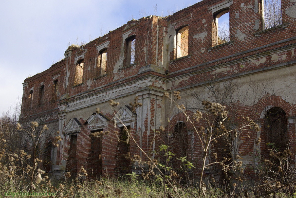 Дворец Кампанари (Урусово)
