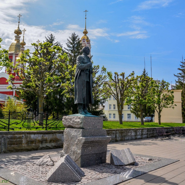 Памятник С.В. Рахманинову