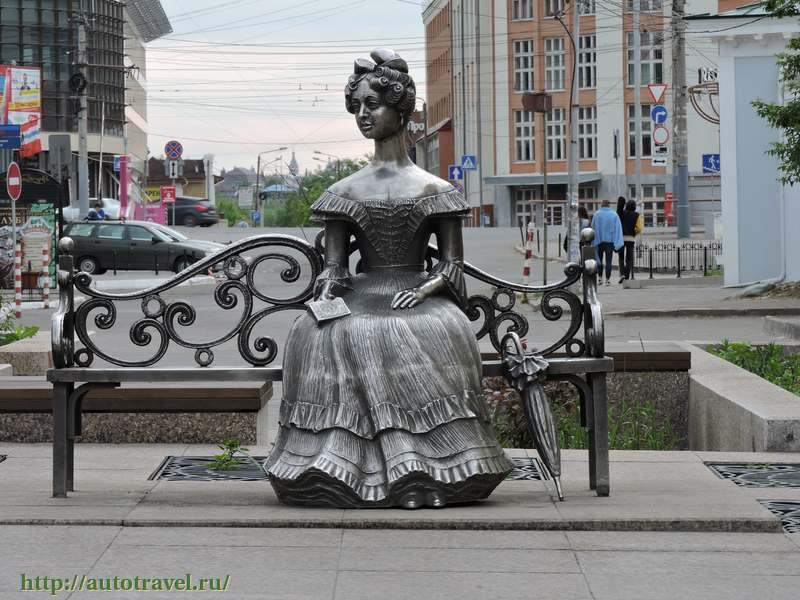 Городская скульптура на ул. Ленина