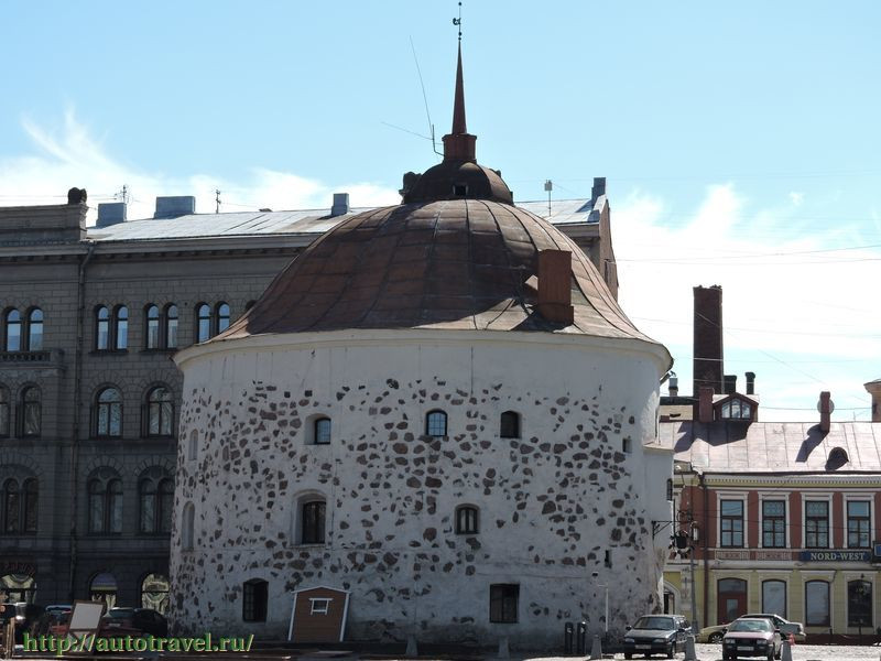 Круглая башня