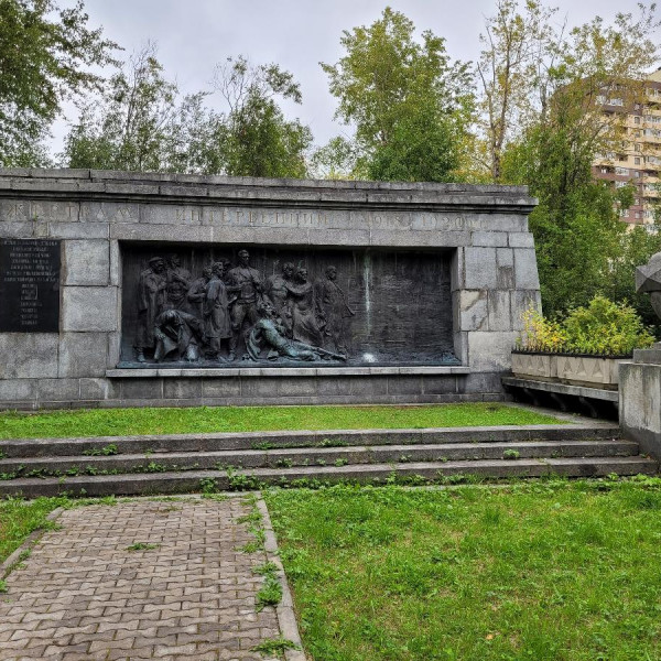Памятник жертвам интервенции 1918-1920 гг.