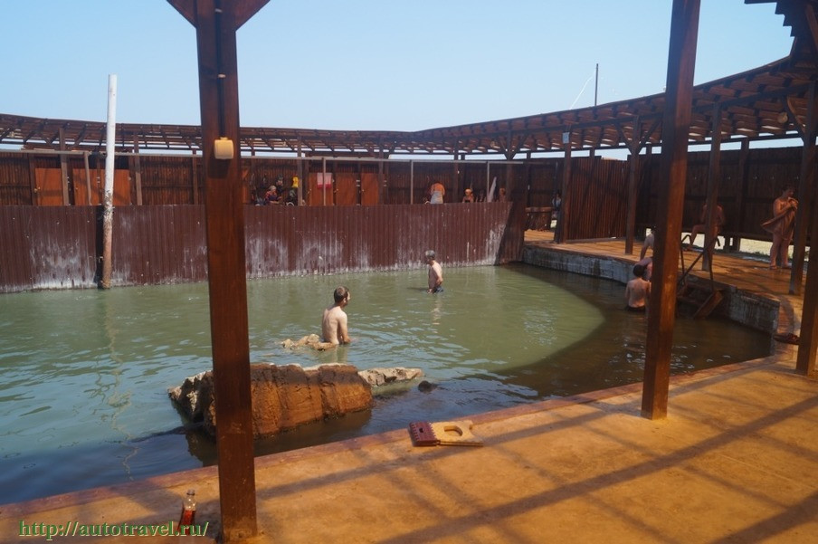 Горячий сероводородный источник