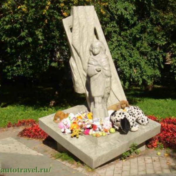 Памятник детям блокадного Ленинграда