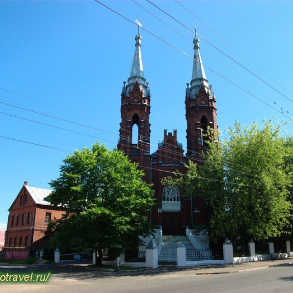 Польский костел Сердца Иисусова