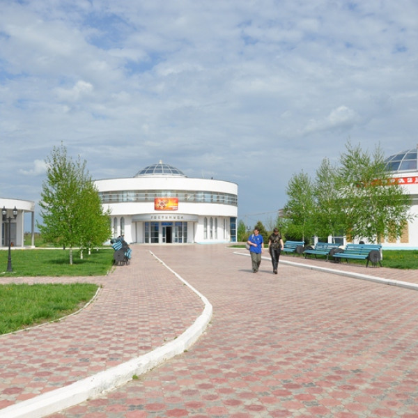 Мавзолей и музей Курмангазы Сагырбаева