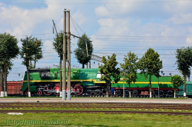 Памятник паровозу П36-0111