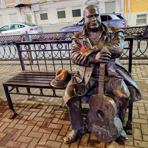 Памятник Михаилу Кругу