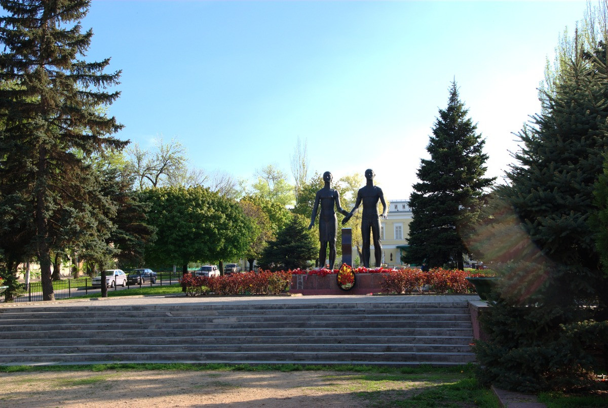 Памятник "Клятва верности"
