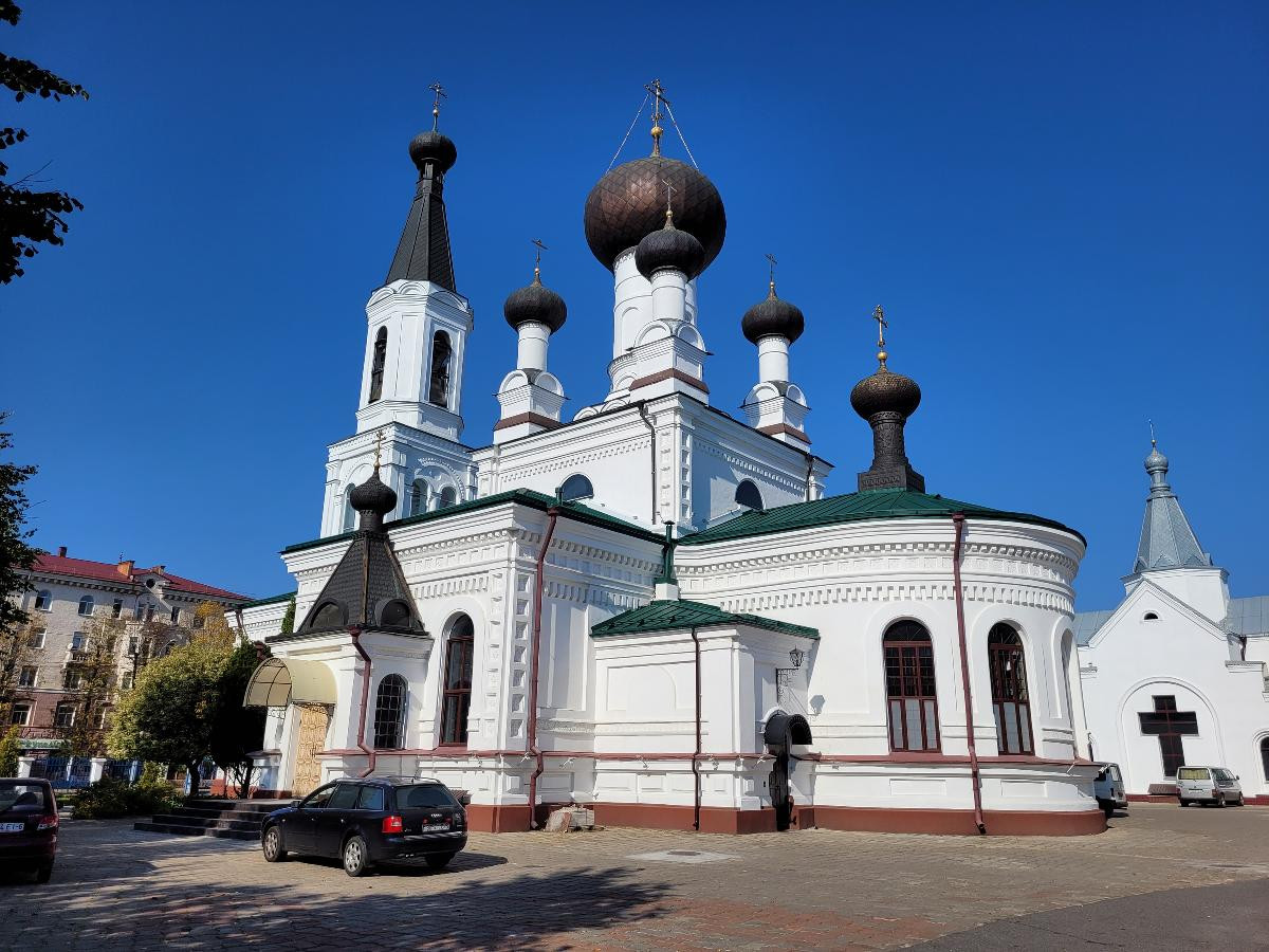 Кафедральный собор Трех Святителей