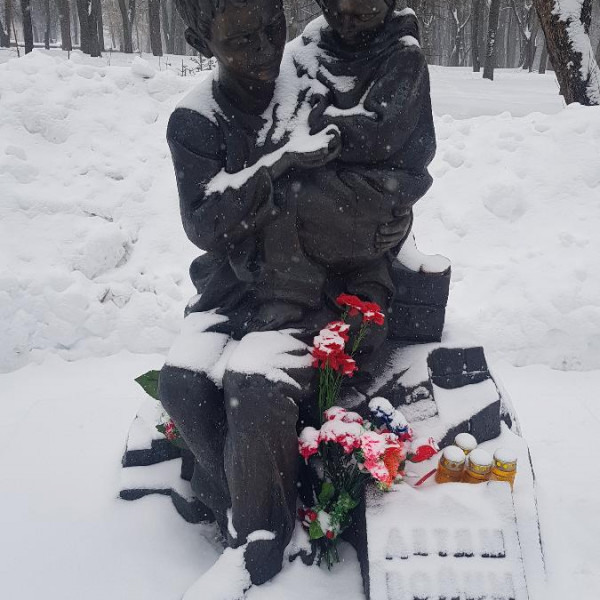 Скульптурная композиция Детям войны