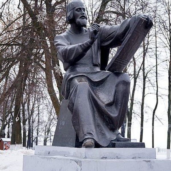 Памятник Андрею Рублёву