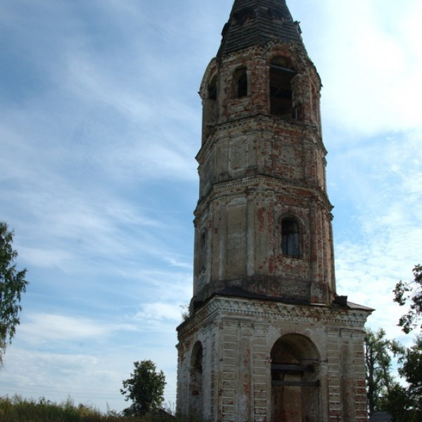 Колокольня храма Рождества Христова