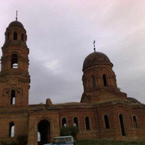 Петропавловский храм (Новые Маклауши)
