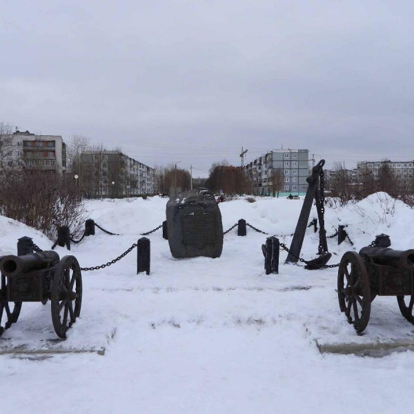 Памятный знак Ричарду Ченслеру