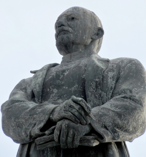 Памятник В.В. Вересаеву