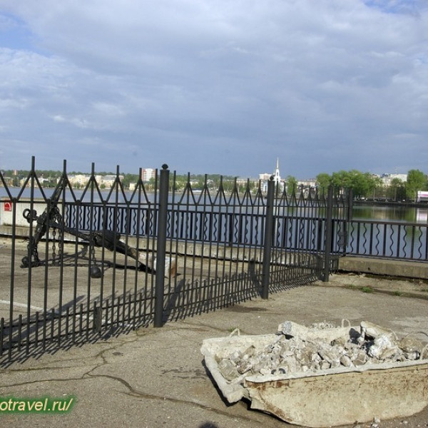 Памятник "Якорь"