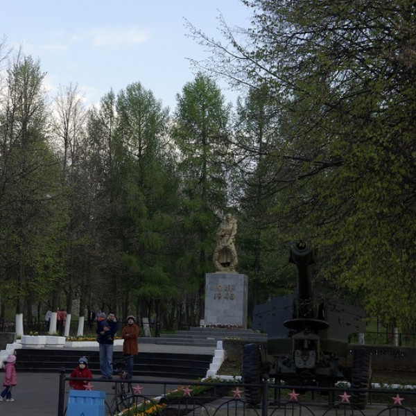 Мемориал воинам ВОВ, умершим в госпиталях г. Можги