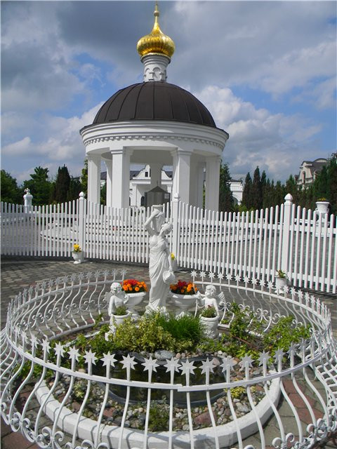 Храм св.мучениц Веры, Надежды, Любови и их матери Софии