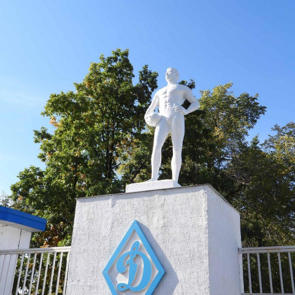 Памятник "300 лет Российскому флоту"