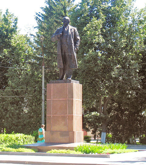 Памятник В.И. Ленину