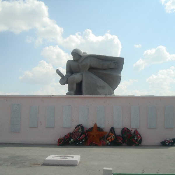 Монумент Победы