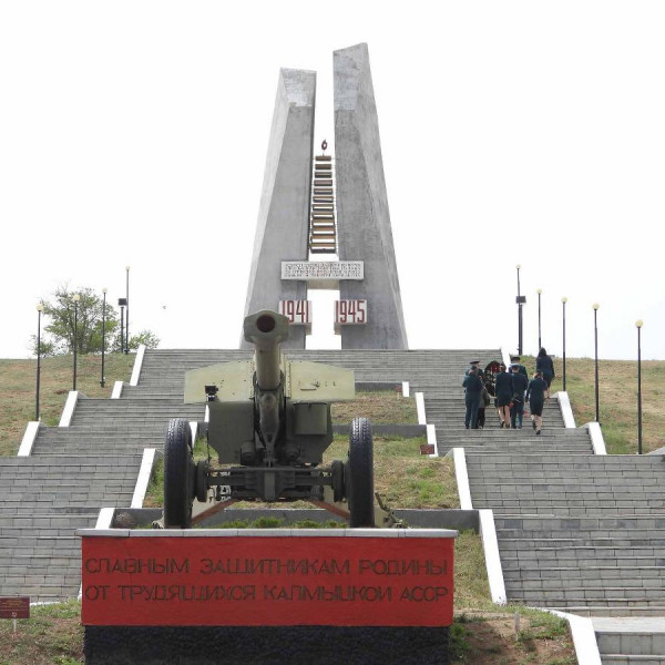 Памятник воинам 28-й армии (Хулхута)