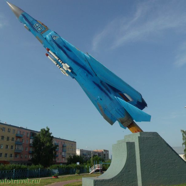 Самолет-памятник МиГ-23МЛ