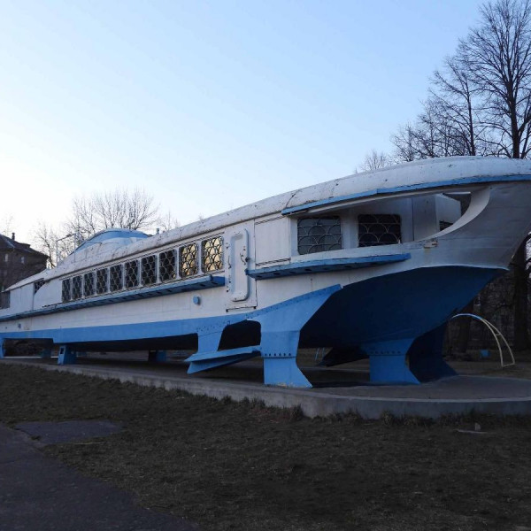 Судно-памятник