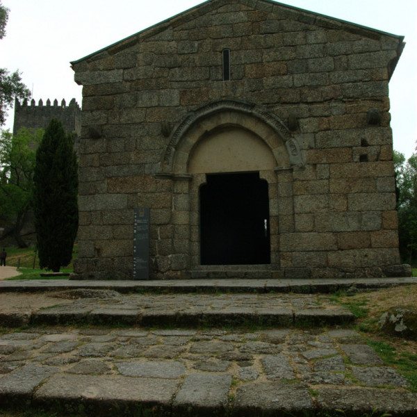 Церковь св.Мигеля/Igreja de São Miguel do Castelo