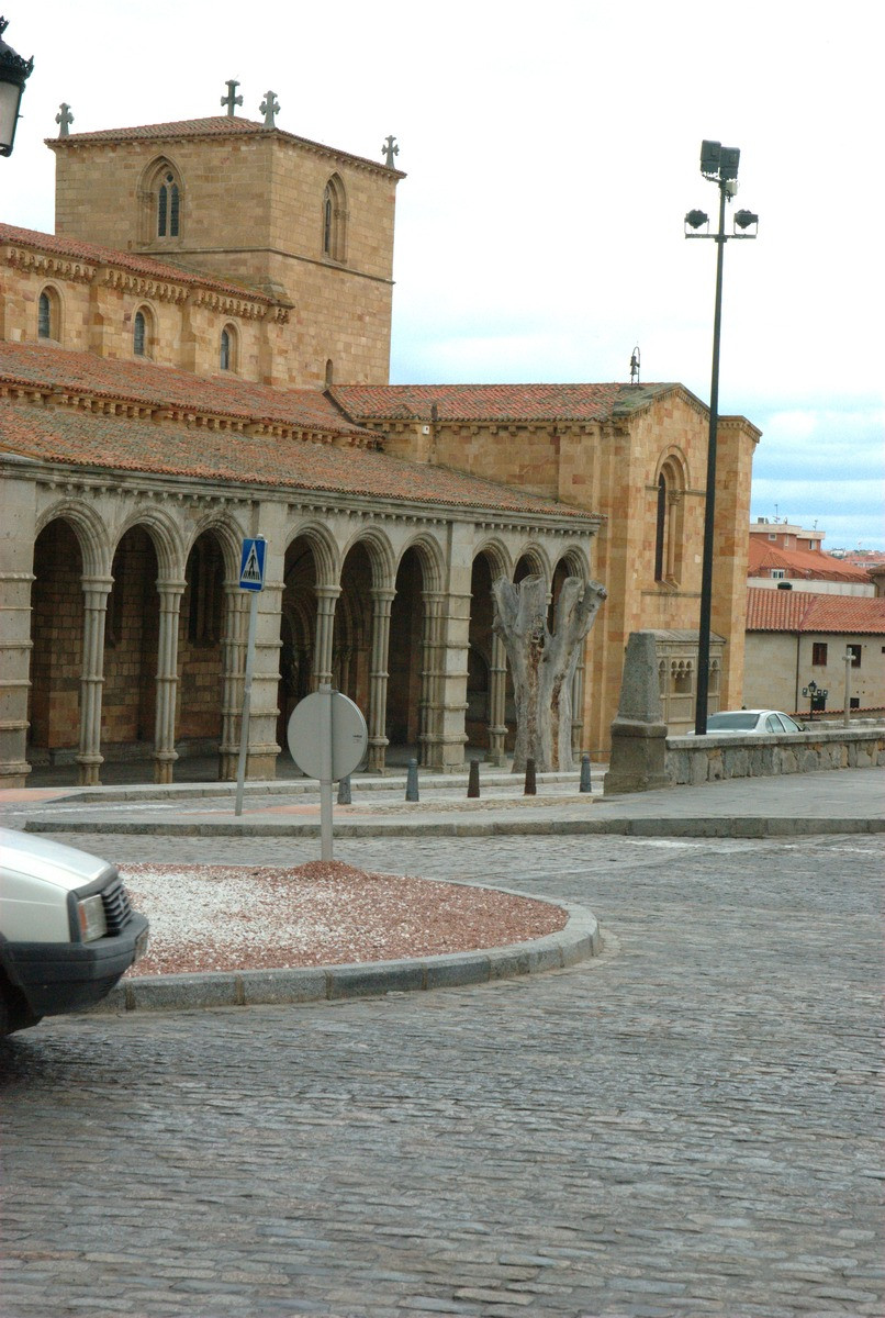 Базилика св.Винцента/La Basílica de los Santos Hermanos Márt