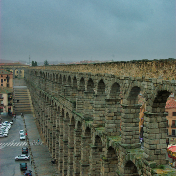 Римский акведук/Acueducto de Segovia