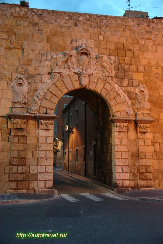 Стена Таррагоны/Muralla de Tarraco