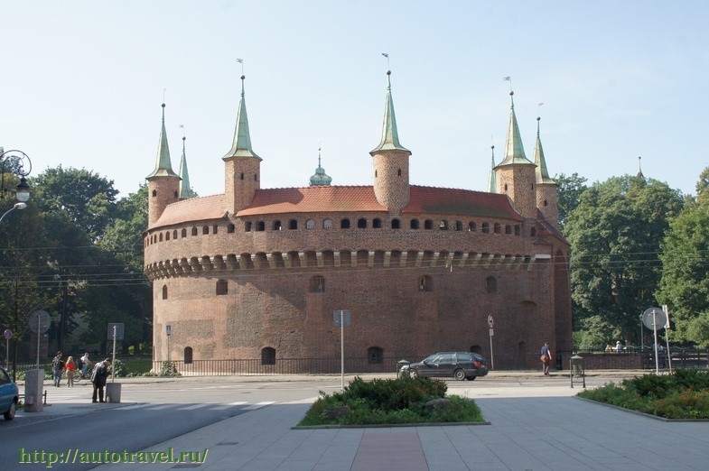Барбакан