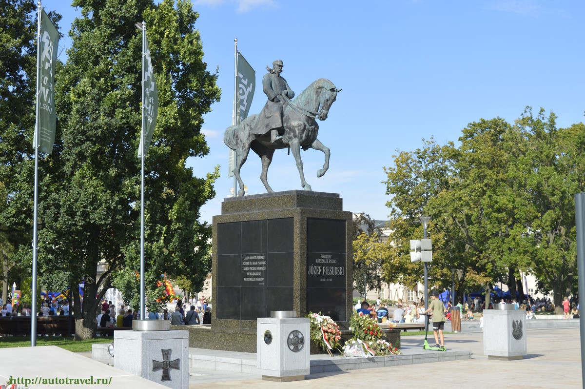 Памятник Юзефу Пилсудскому