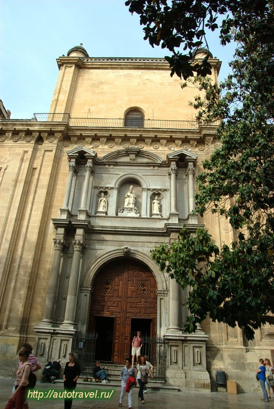 Церковь Сограрио/Iglesia del Sagrario
