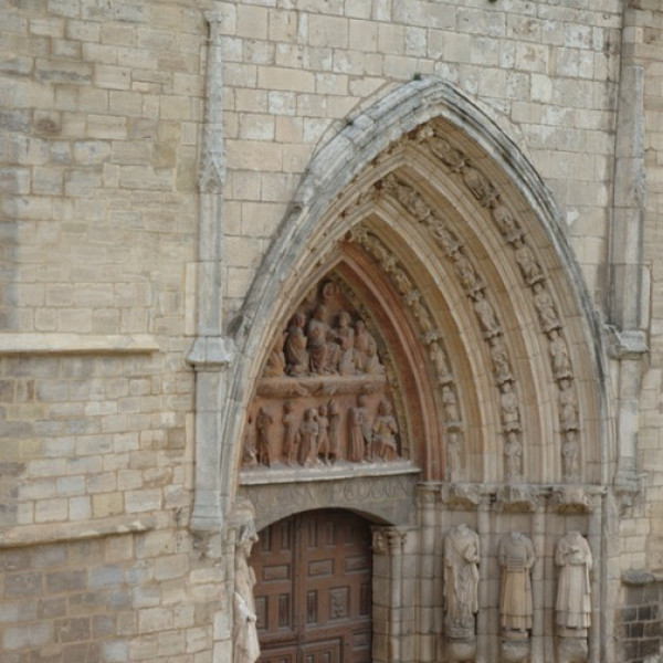 Церковь святого Стефана/Iglesia de San Esteban
